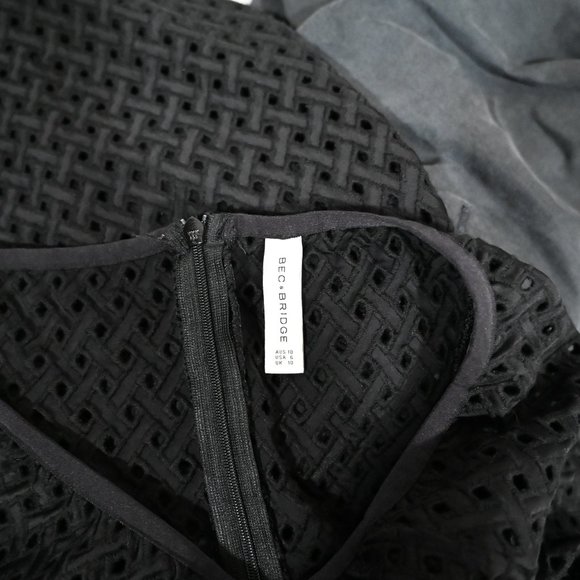 Bec & Bridge Size 6 Black Sheath Dress Black Into the Mystic Midi | Size 6 - Picture 9 of 9